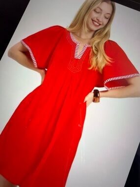 ♥️Hello Gorgeous! Umgee Linen Trim Tunic Dress